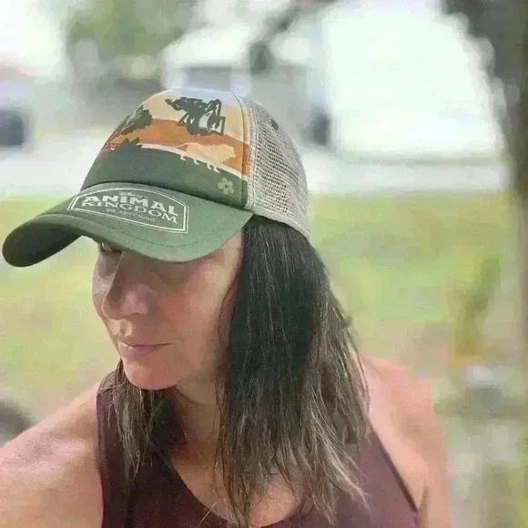 Disney’s Animal Kingdom trucker hat. SnapBack. Puff front. April 22, 1998 - Picture 6 of 7